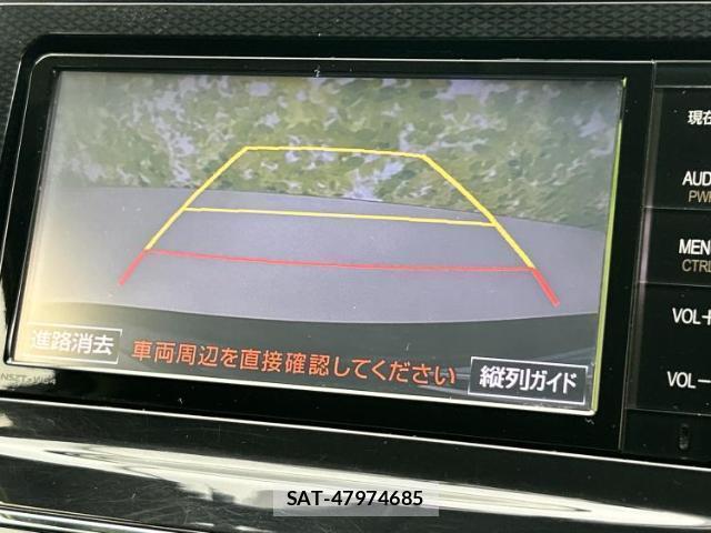 Toyota PRIUS ALPHA 2015-09 8374148-11