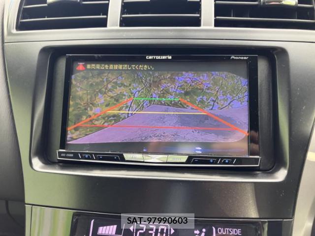 Toyota PRIUS ALPHA 2013-08 8374298-12