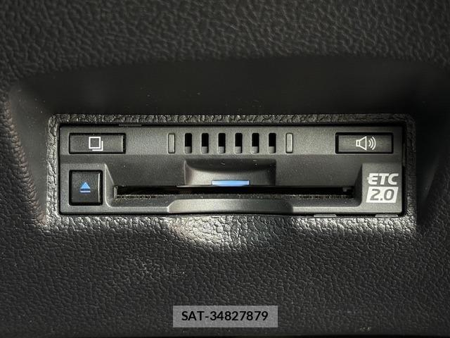 Toyota PRIUS PHV 2019-07 8373208-13