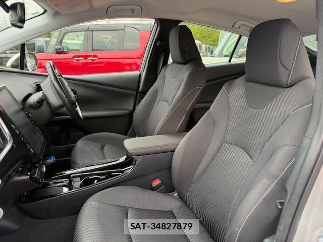 Toyota PRIUS PHV 2019-07 8373208-2