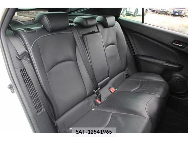Toyota PRIUS PHV 2022-09 8373531-9