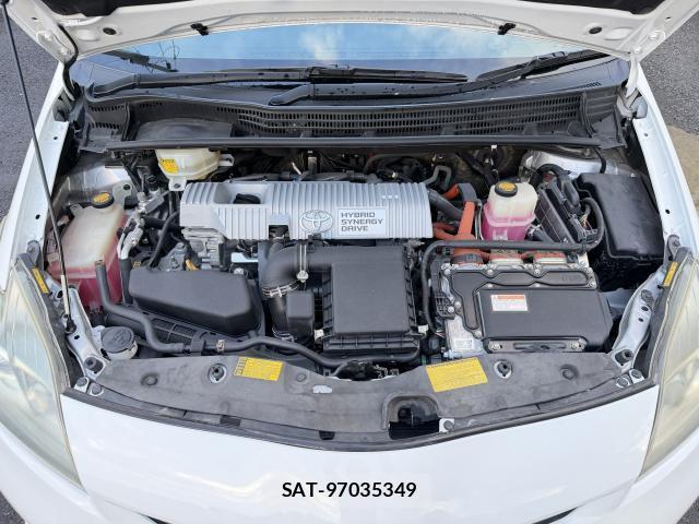 Toyota PRIUS 2013-02 8372478-7