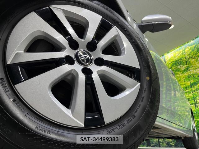 Toyota PRIUS 2016-09 8372671-12
