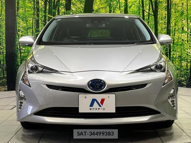 Toyota PRIUS 2016-09 8372671-13