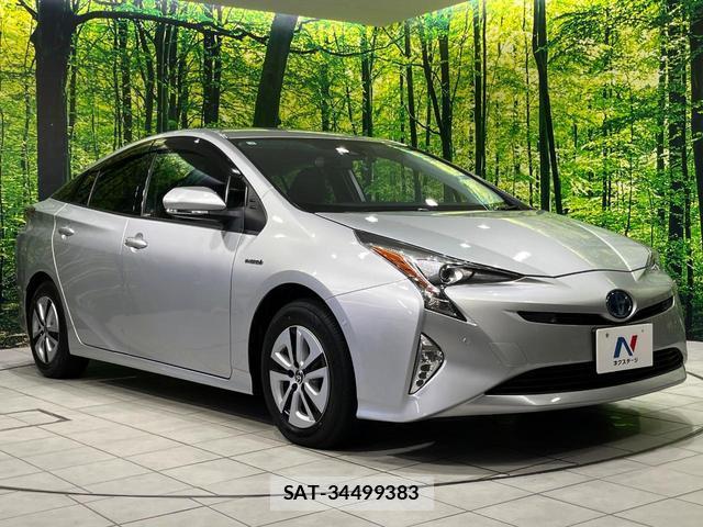 Toyota PRIUS 2016-09 8372671-15