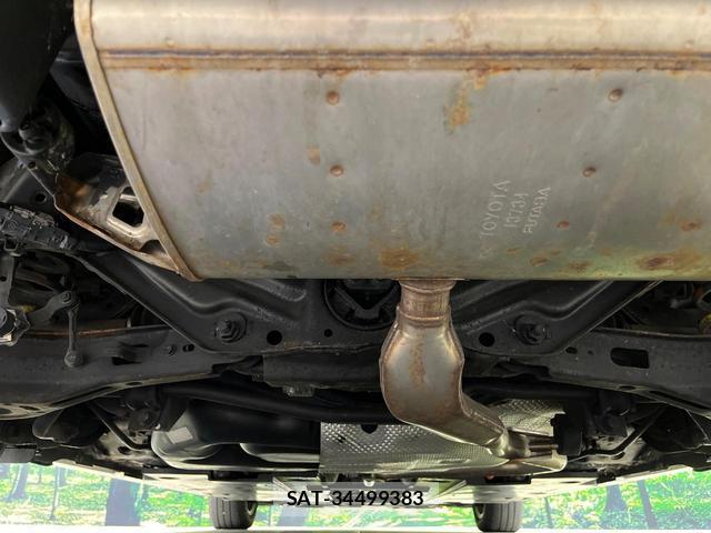 Toyota PRIUS 2016-09 8372671-18