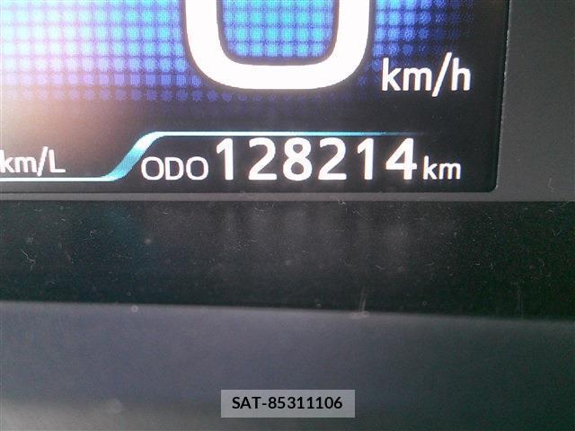 Toyota PRIUS 2019-01 8372936-1
