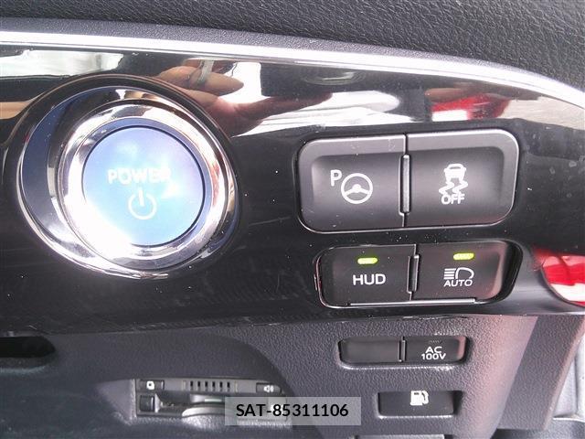 Toyota PRIUS 2019-01 8372936-13