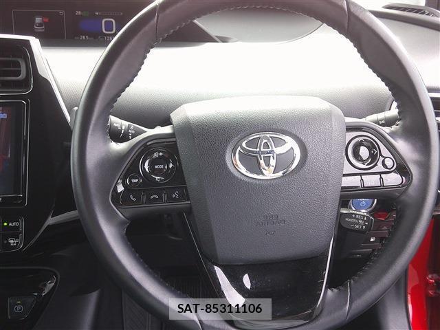 Toyota PRIUS 2019-01 8372936-14