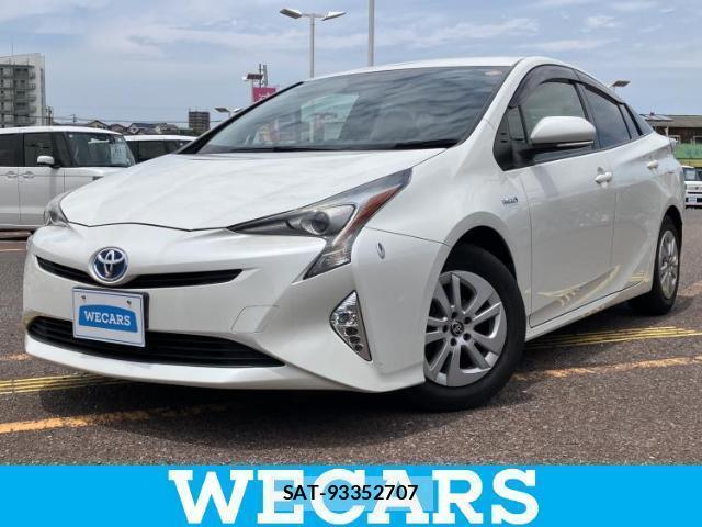 Toyota PRIUS 2015-12 8373042-0