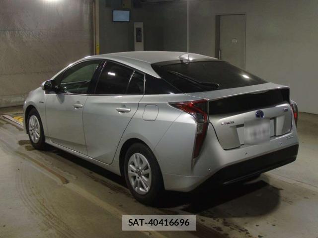 Toyota PRIUS 2017-01 8373100-7