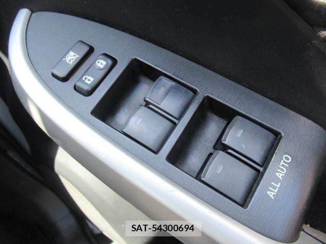 Toyota PRIUS 2015-06 8373184-9