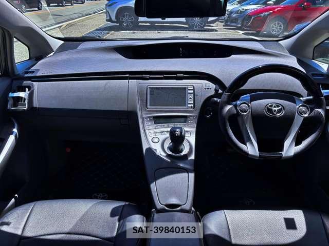 Toyota PRIUS 2010-10 8373230-1