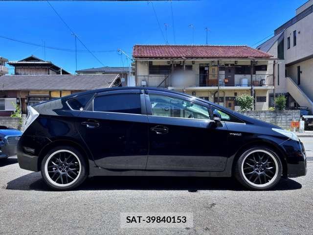 Toyota PRIUS 2010-10 8373230-13