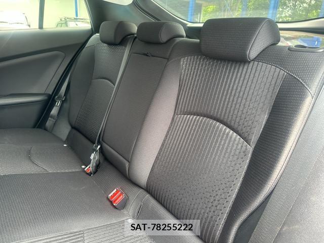 Toyota PRIUS 2018-08 8373268-15
