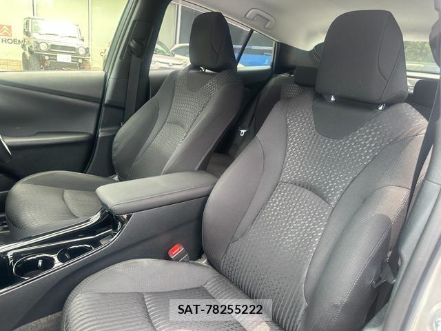 Toyota PRIUS 2018-08 8373268-8