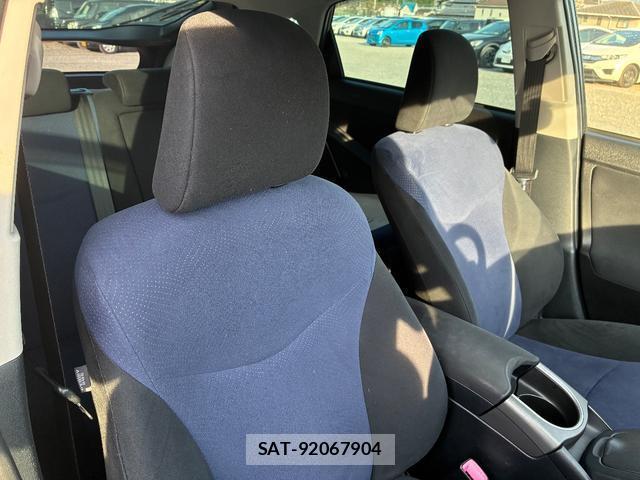 Toyota PRIUS 2012-04 8373488-8