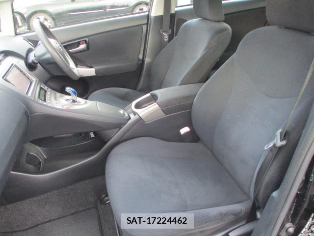 Toyota PRIUS 2012-02 8373507-11