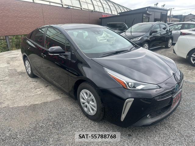 Toyota PRIUS 2021-04 8373512-12
