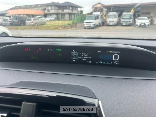Toyota PRIUS 2021-04 8373512-4