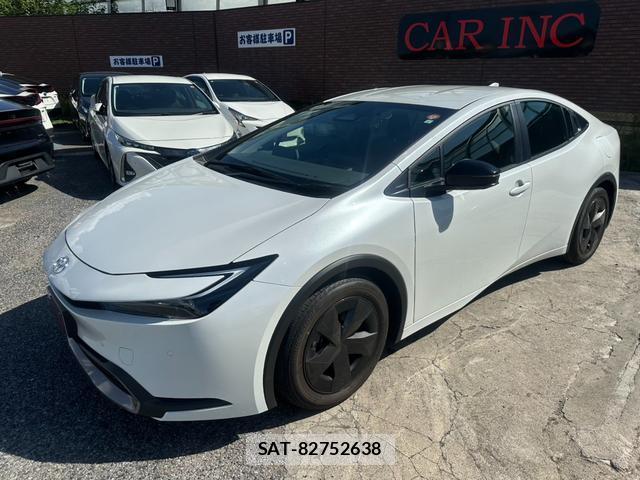 Toyota PRIUS 2023-06 8373513-12