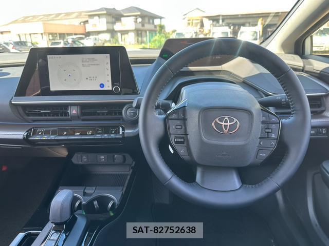 Toyota PRIUS 2023-06 8373513-2