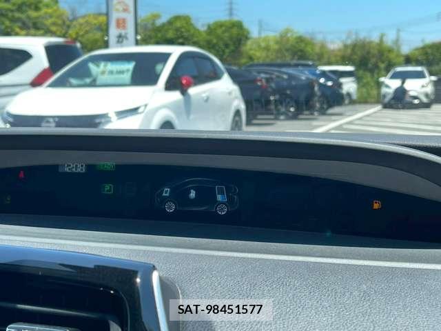 Toyota PRIUS 2019-09 8373632-15