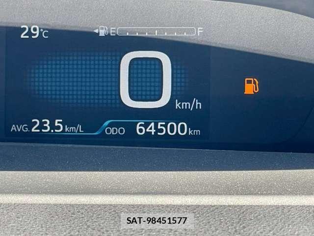 Toyota PRIUS 2019-09 8373632-16
