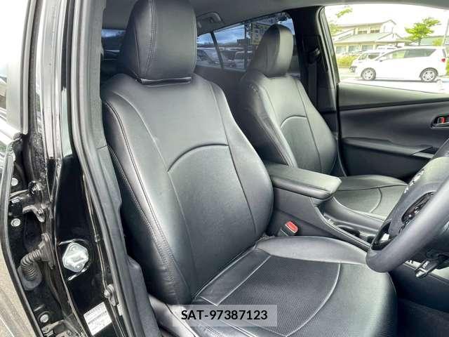 Toyota PRIUS 2021-03 8373643-5