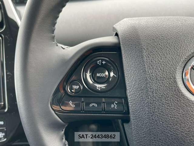 Toyota PRIUS 2021-01 8373647-13