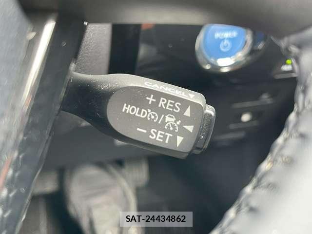 Toyota PRIUS 2021-01 8373647-15