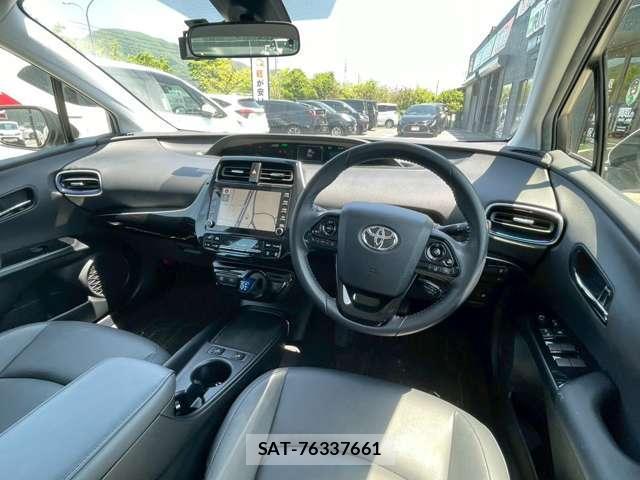 Toyota PRIUS 2021-10 8373650-2