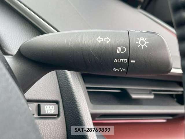 Toyota PRIUS 2023-11 8373654-15