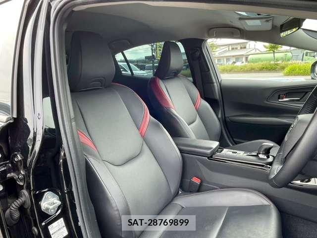 Toyota PRIUS 2023-11 8373654-4