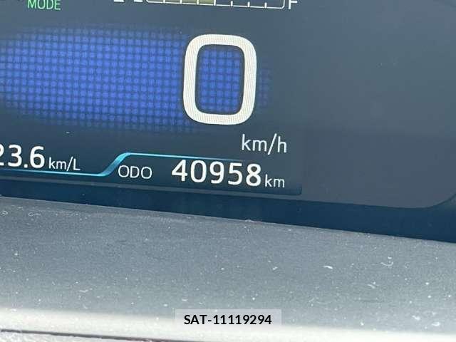 Toyota PRIUS 2022-02 8373661-12