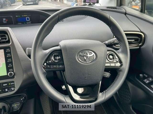 Toyota PRIUS 2022-02 8373661-5