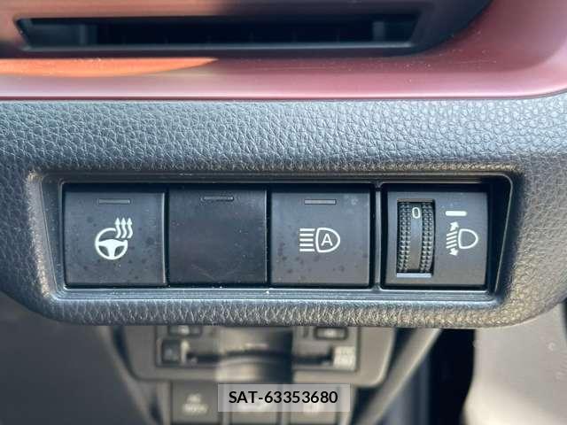Toyota PRIUS 2023-04 8373670-7