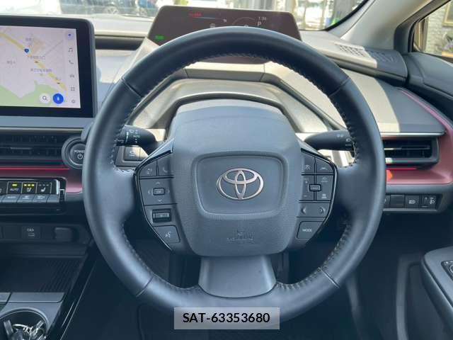 Toyota PRIUS 2023-04 8373670-8