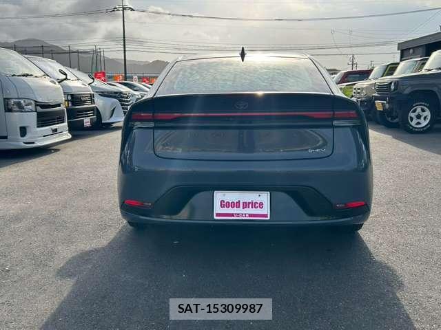 Toyota PRIUS 2023-05 8373675-1