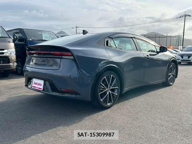 Toyota PRIUS 2023-05 8373675-13