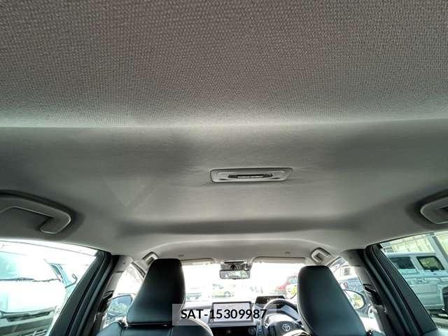 Toyota PRIUS 2023-05 8373675-16