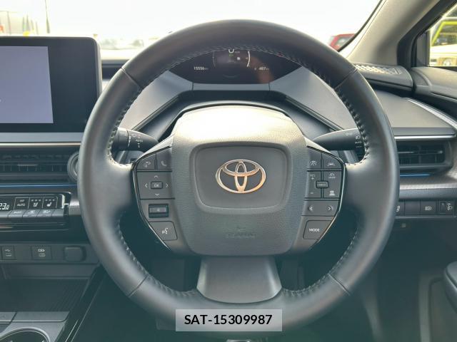 Toyota PRIUS 2023-05 8373675-17