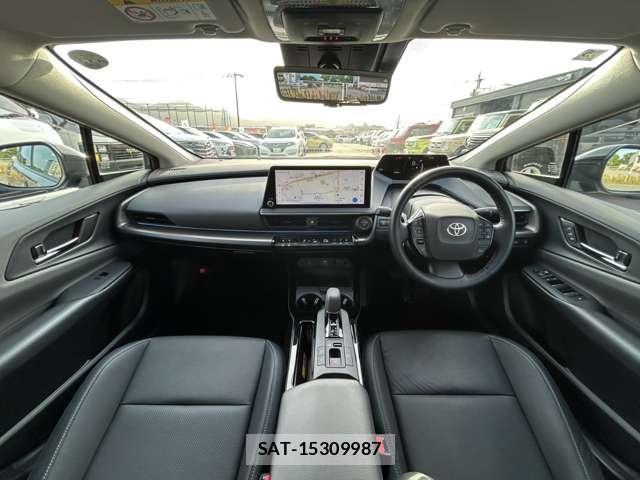 Toyota PRIUS 2023-05 8373675-2