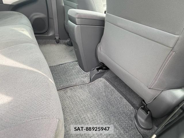 Toyota PRIUS 2009-07 8373677-13
