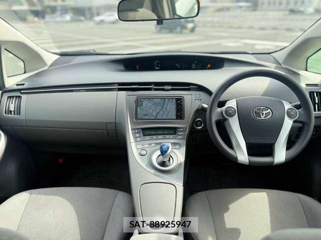 Toyota PRIUS 2009-07 8373677-3