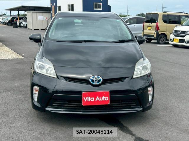 Toyota PRIUS 2013-05 8373785-11