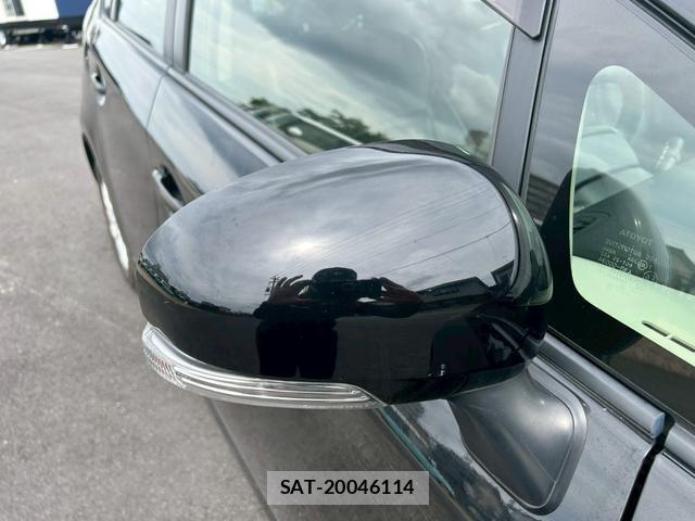 Toyota PRIUS 2013-05 8373785-14