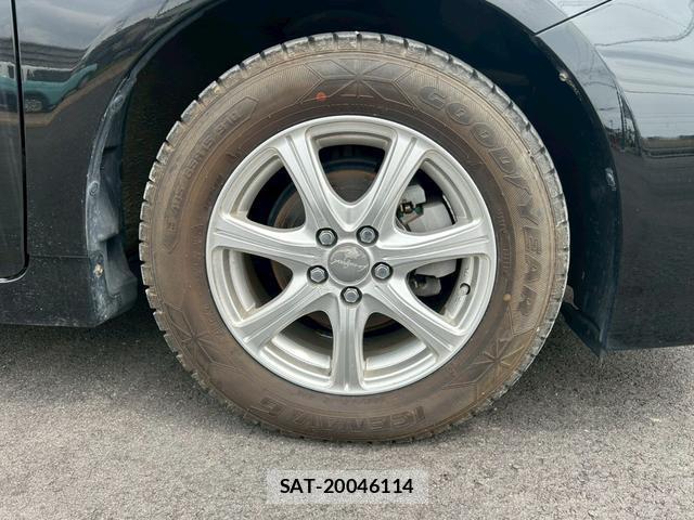 Toyota PRIUS 2013-05 8373785-5