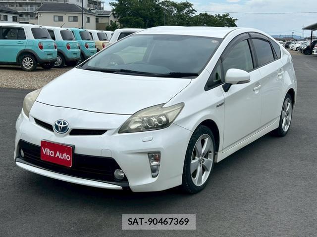 Toyota PRIUS 2012-10 8373786-15