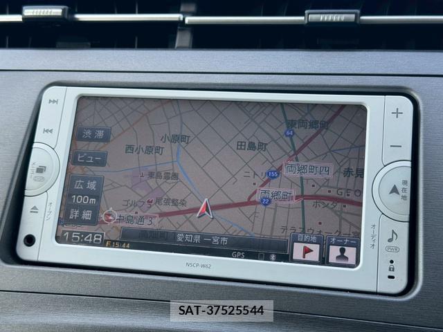 Toyota PRIUS 2014-04 8373787-8